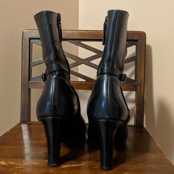 Antonio Melani "Jessica" Boot *Mismatched Pair* - Picture 3 of 8